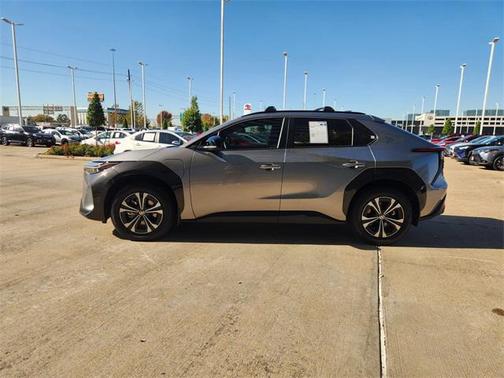 2024 Toyota bZ4X XLE