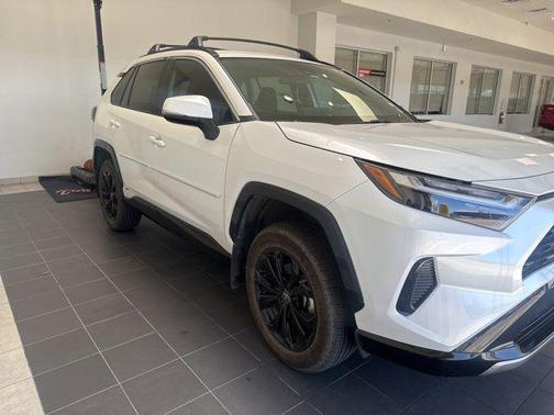 Wind Chill Pearl 2024 Toyota RAV4 Hybrid SE