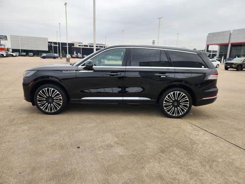 INFINITE BLACK MET CC 2025 Lincoln Aviator Black Label AWD