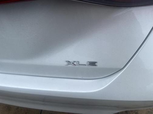 2022 Toyota Avalon XLE