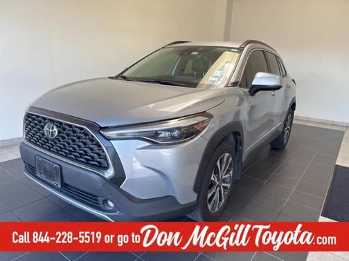 2022 Toyota Corolla Cross XLE