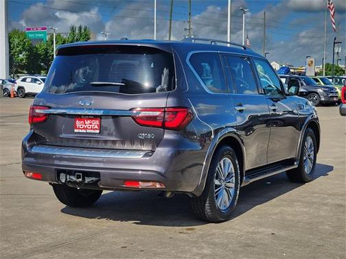 2023 INFINITI QX80 Luxe