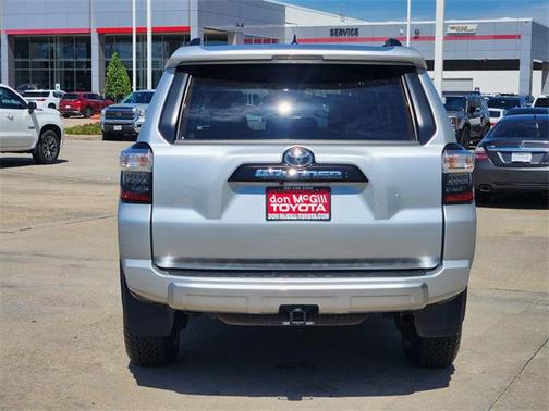 2024 Toyota 4Runner TRD Off Road