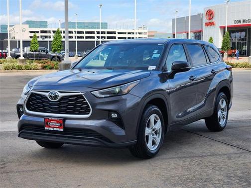 2024 Toyota Highlander LE