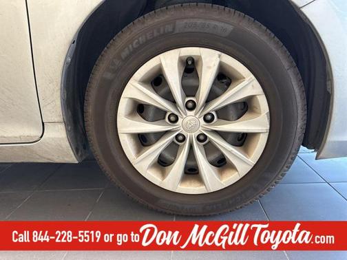 2016 Toyota Camry LE