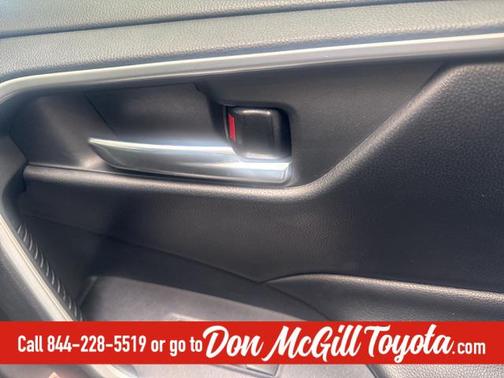 2019 Toyota RAV4 Hybrid XLE