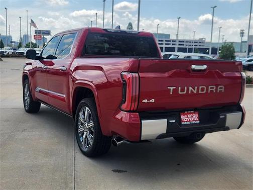 2023 Toyota Tundra Hybrid Capstone