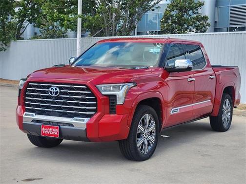2023 Toyota Tundra Hybrid Capstone