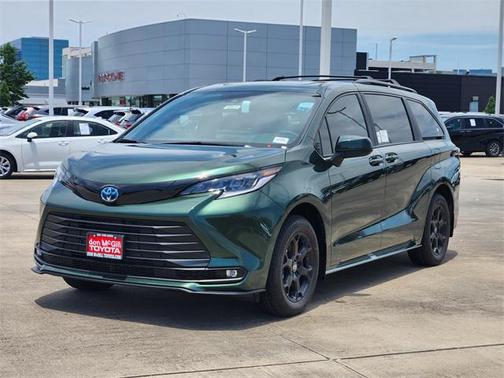 2025 Toyota Sienna Woodland Edition