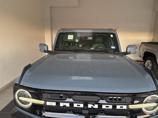 AZURE GRAY MET TRI-COAT 2023 Ford Bronco Outer Banks