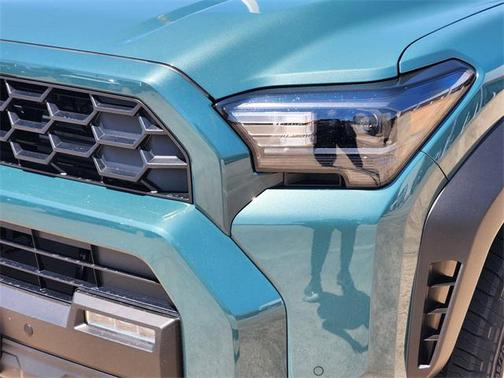 2025 Toyota 4Runner TRD Off Road
