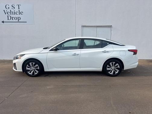 2024 Nissan Altima S FWD