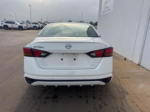 2024 Nissan Altima S FWD
