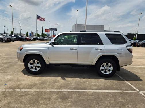 2024 Toyota 4Runner SR5