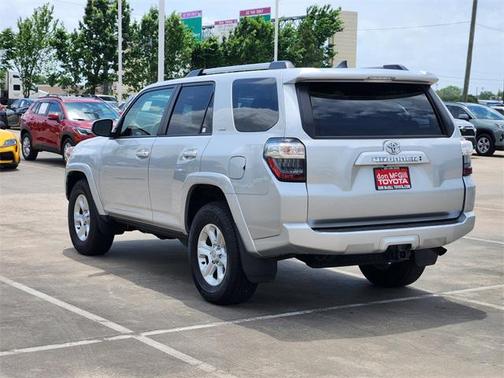 2024 Toyota 4Runner SR5