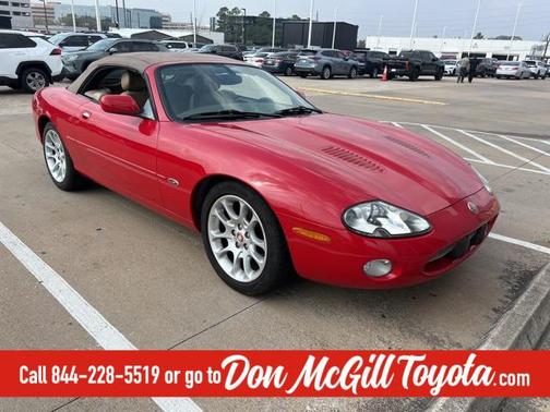 2002 Jaguar XKR Base