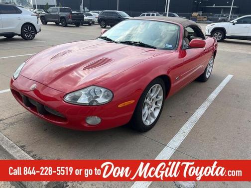 2002 Jaguar XKR Base