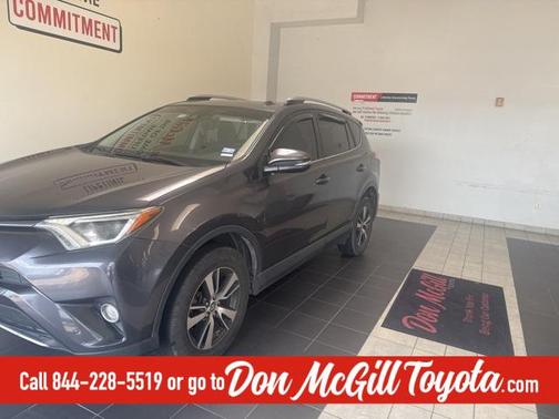 2017 Toyota RAV4 XLE