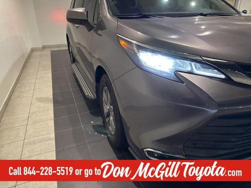 2022 Toyota Sienna XLE