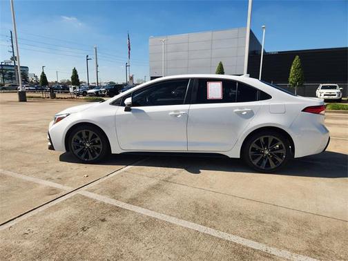 2025 Toyota Corolla SE