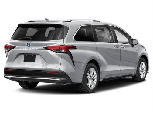 2025 Toyota Sienna Limited 7-Passenger