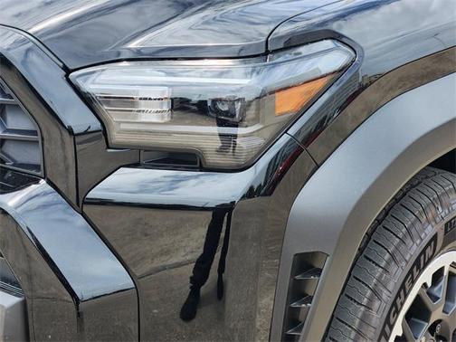 2025 Toyota 4Runner TRD Off Road