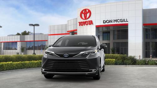 2025 Toyota Sienna Platinum 7 Passenger
