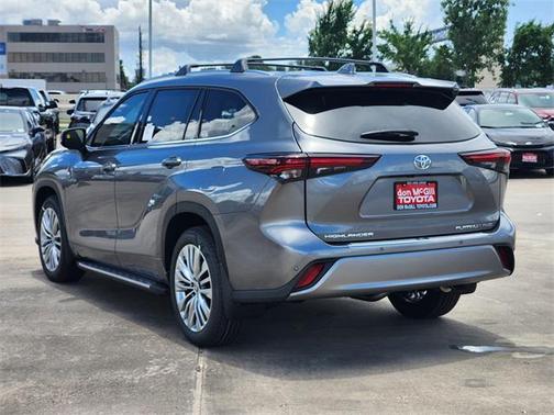 2025 Toyota Highlander Platinum