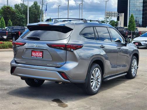 2025 Toyota Highlander Platinum