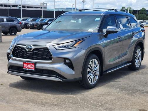 2025 Toyota Highlander Platinum