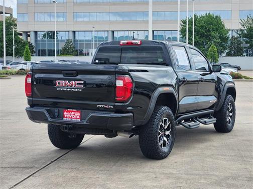 2023 GMC Canyon AT4X