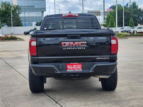 2023 GMC Canyon AT4X