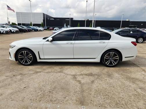 2020 BMW 750 i xDrive
