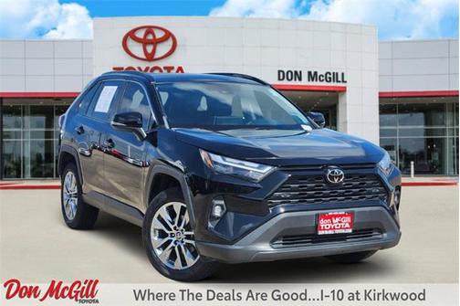 2022 Toyota RAV4 XLE Premium