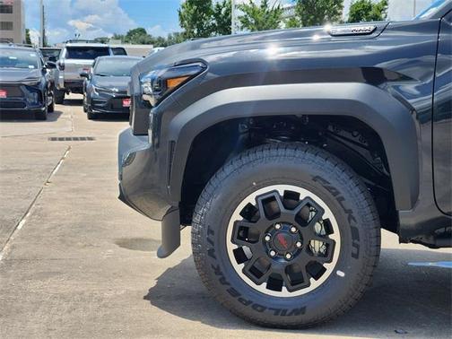 2025 Toyota Tacoma TRD Off Road