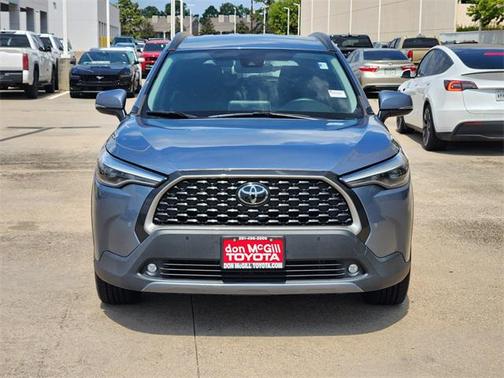 2022 Toyota Corolla Cross XLE