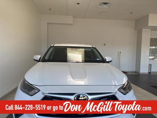 2022 Toyota Highlander L