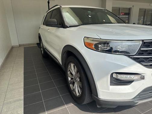 OXFORD WHITE 2020 Ford Explorer XLT