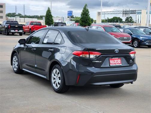 2025 Toyota Corolla Hybrid LE