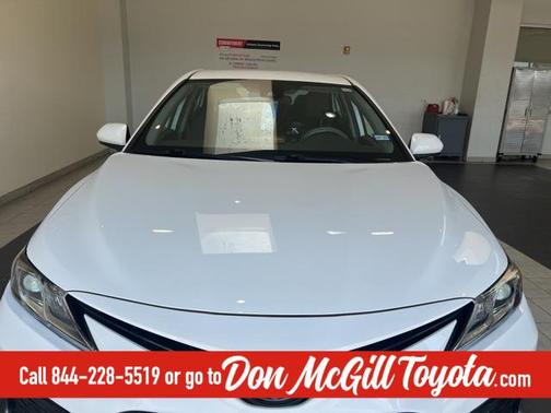 2022 Toyota Camry LE