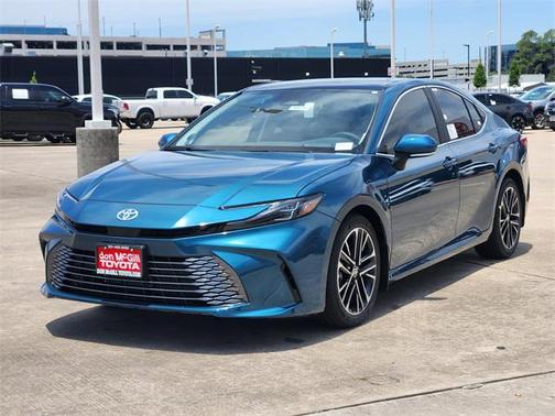 2025 Toyota Camry XLE