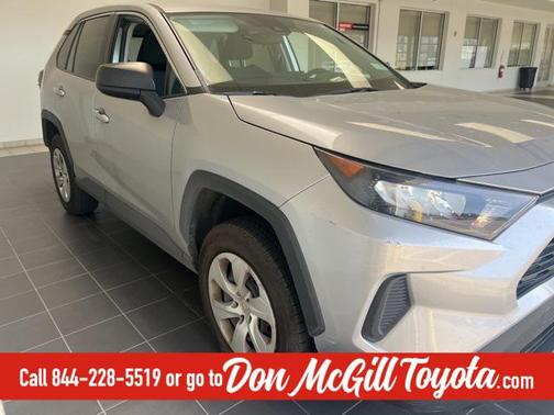 2022 Toyota RAV4 LE