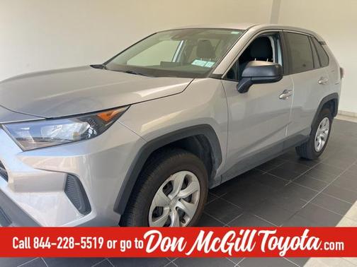 2022 Toyota RAV4 LE