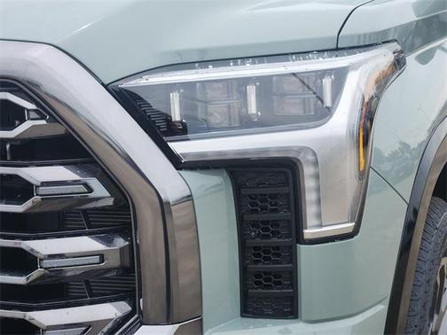 2025 Toyota Tundra Platinum