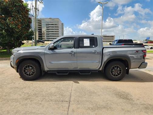 2023 Nissan Frontier PRO-X
