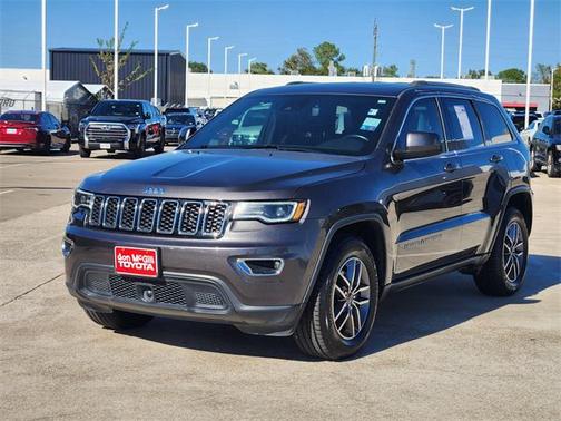2020 Jeep Grand Cherokee Laredo