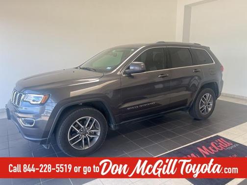 2020 Jeep Grand Cherokee Laredo