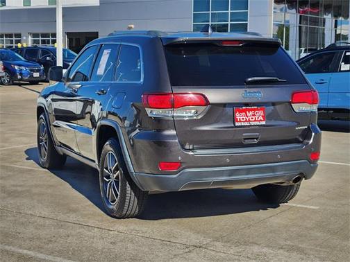 2020 Jeep Grand Cherokee Laredo