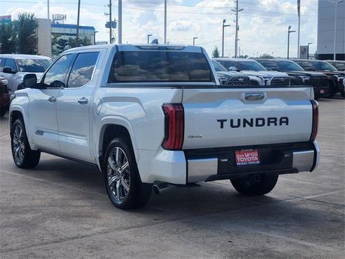 2023 Toyota Tundra Hybrid Capstone