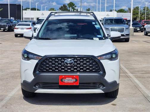 2024 Toyota Corolla Cross LE